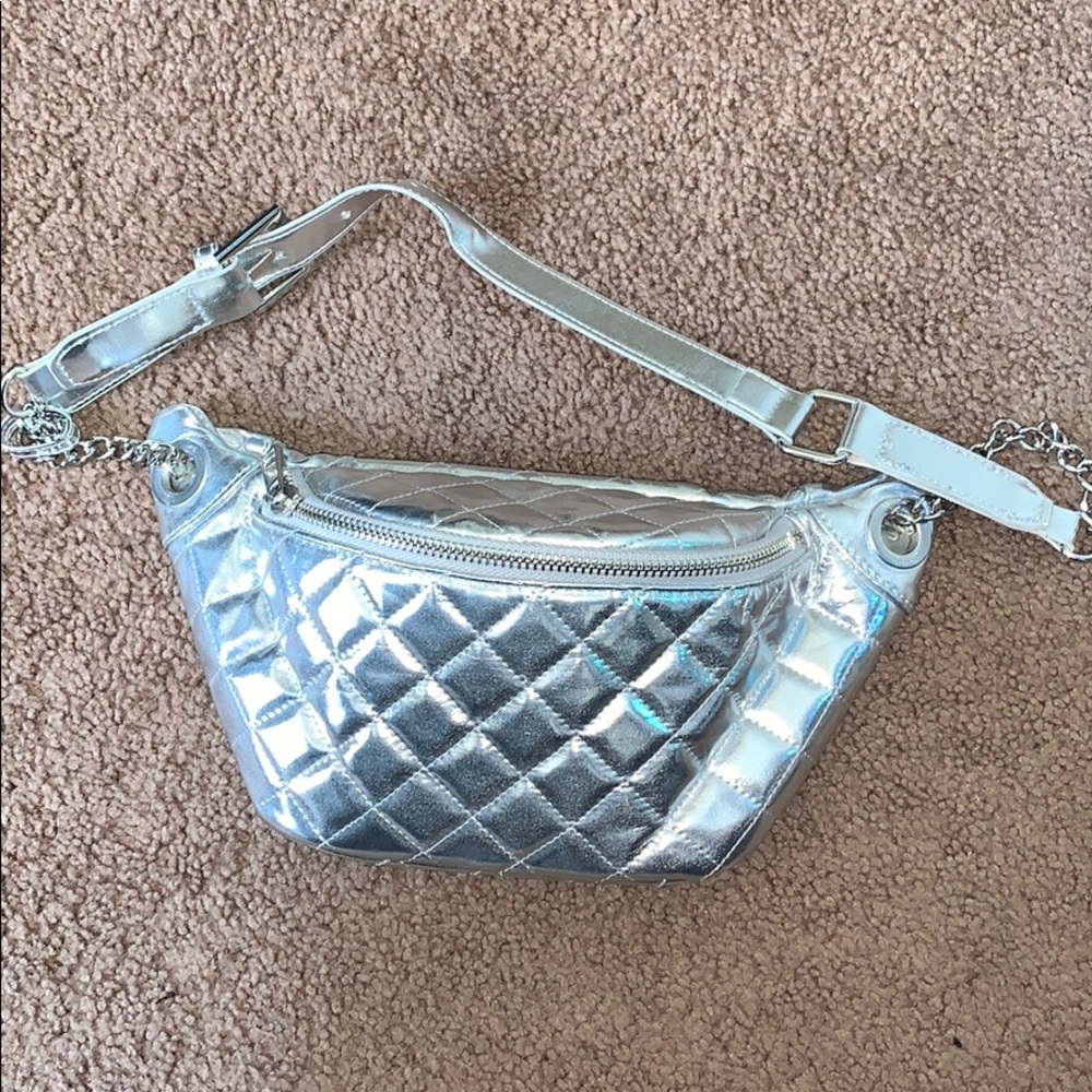 Metallic silver Fanny pack.